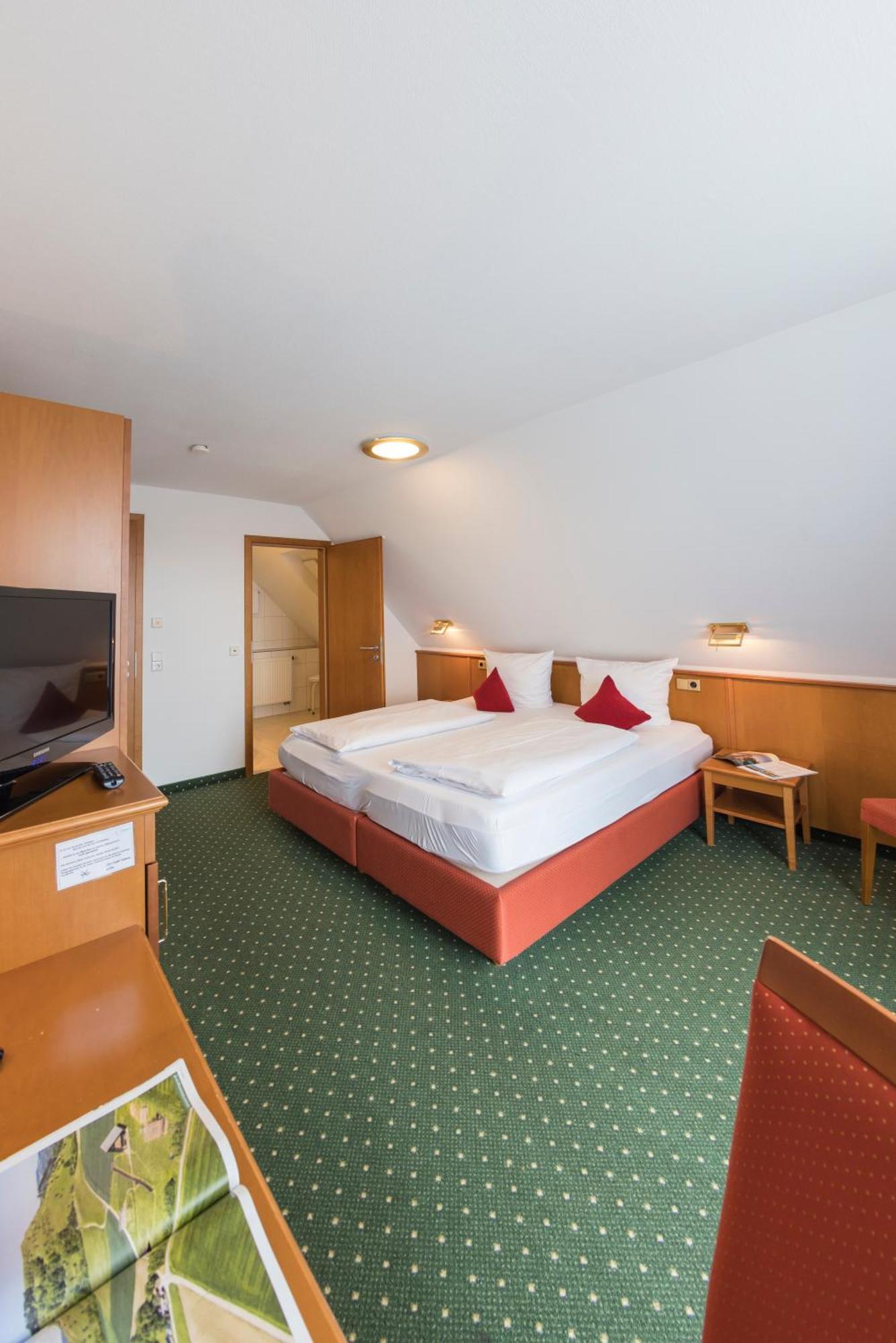 Widmann's Löwen Hotell Königsbronn Exteriör bild