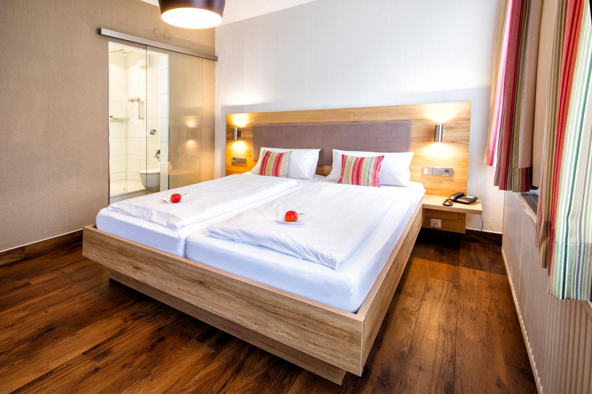 Widmann's Löwen Hotell Königsbronn Exteriör bild
